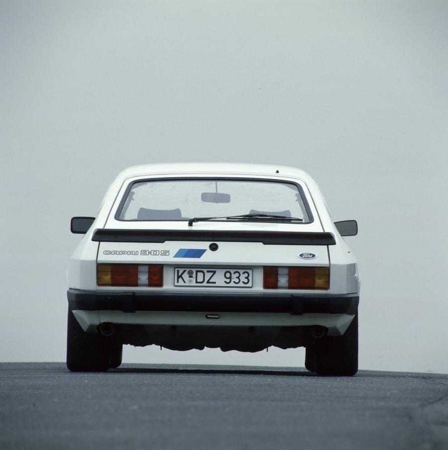  Ford Capri Mk III 1977 года  (фото 2 из 24)